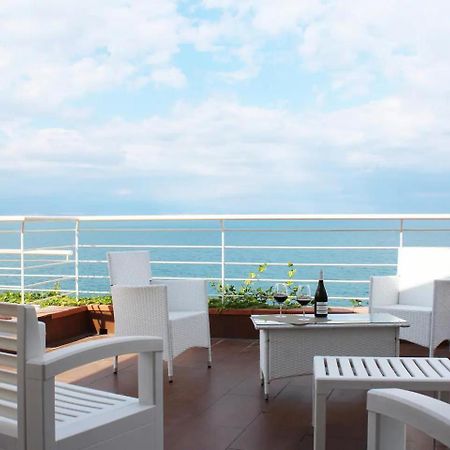 Вилла Terrazza Sul Mare Аньоне-Баньи Экстерьер фото